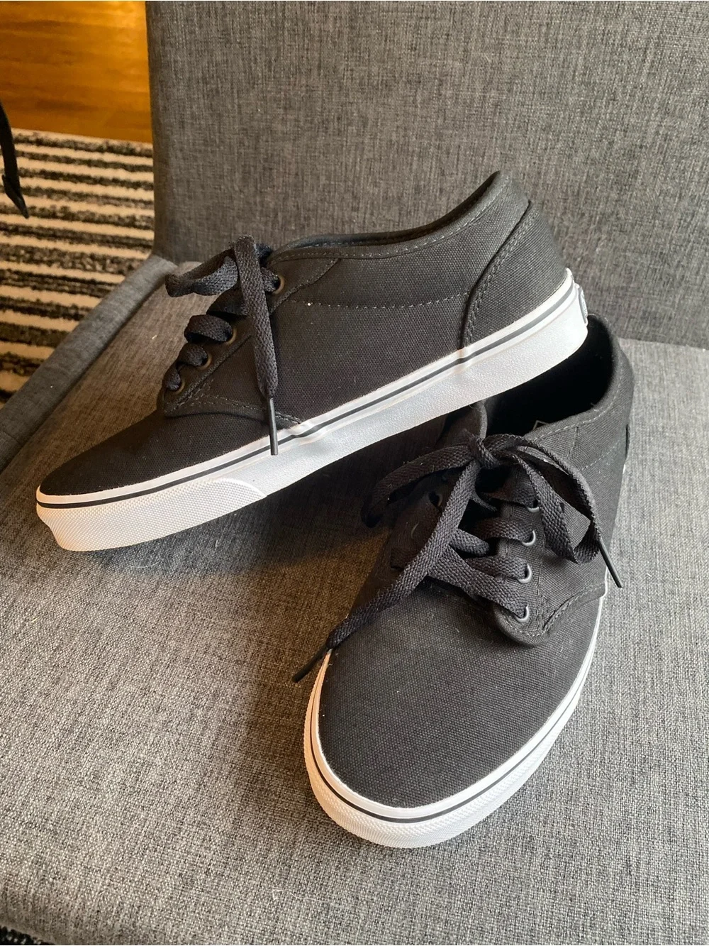 Vans black canvas